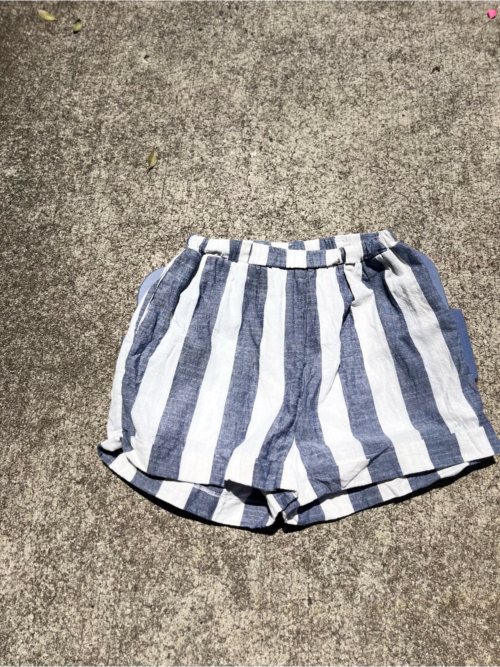 ANDRÉE BY UNIT Navy and White Striped Linen Shorts